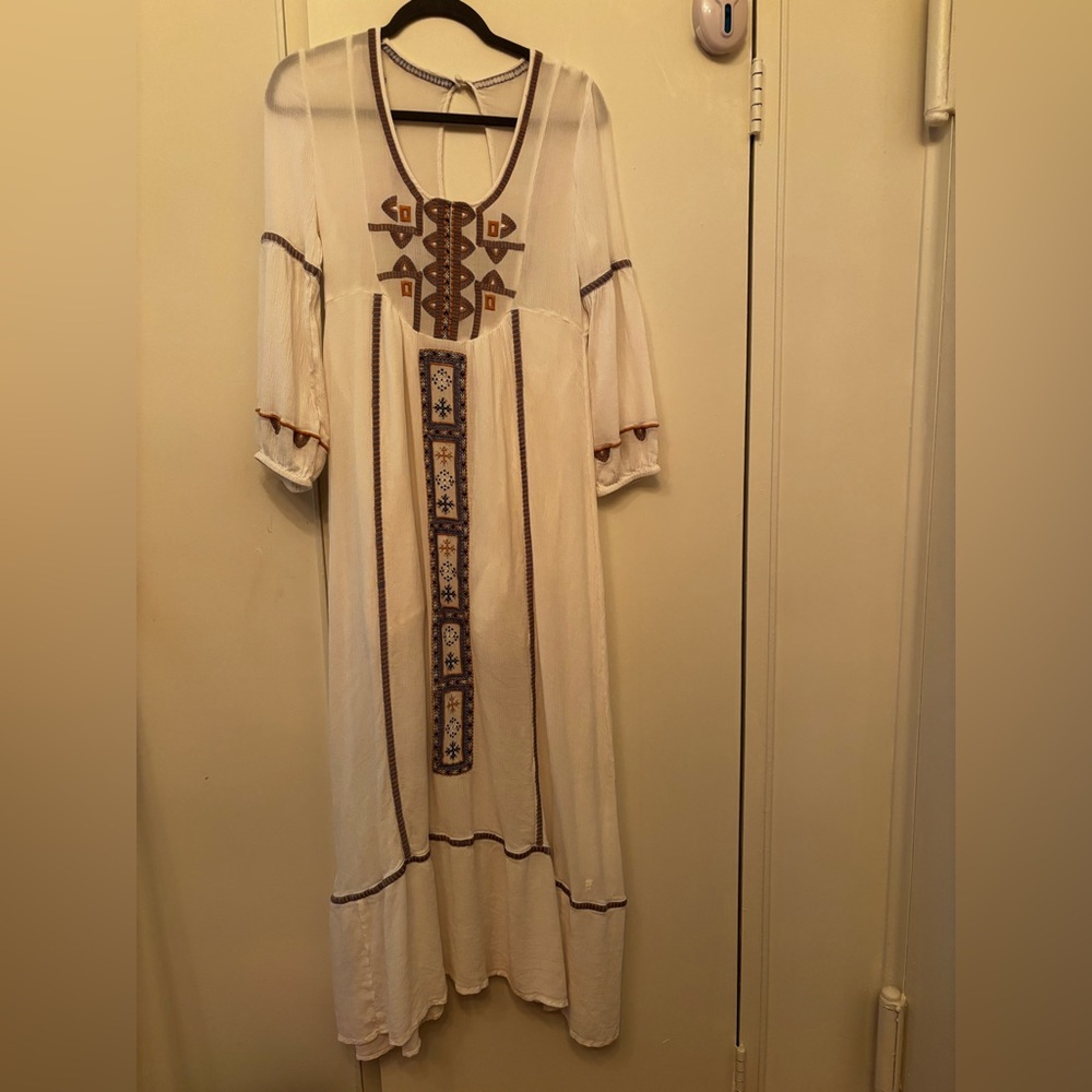 Free People | Dresses | Free People Desert Winds Embroidered Maxi size 8